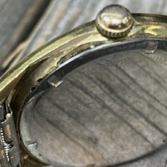 Le JOUR WATCH , 17 Jewels , IN CABLOC ,35mm RUNS - Picture 5 of 8